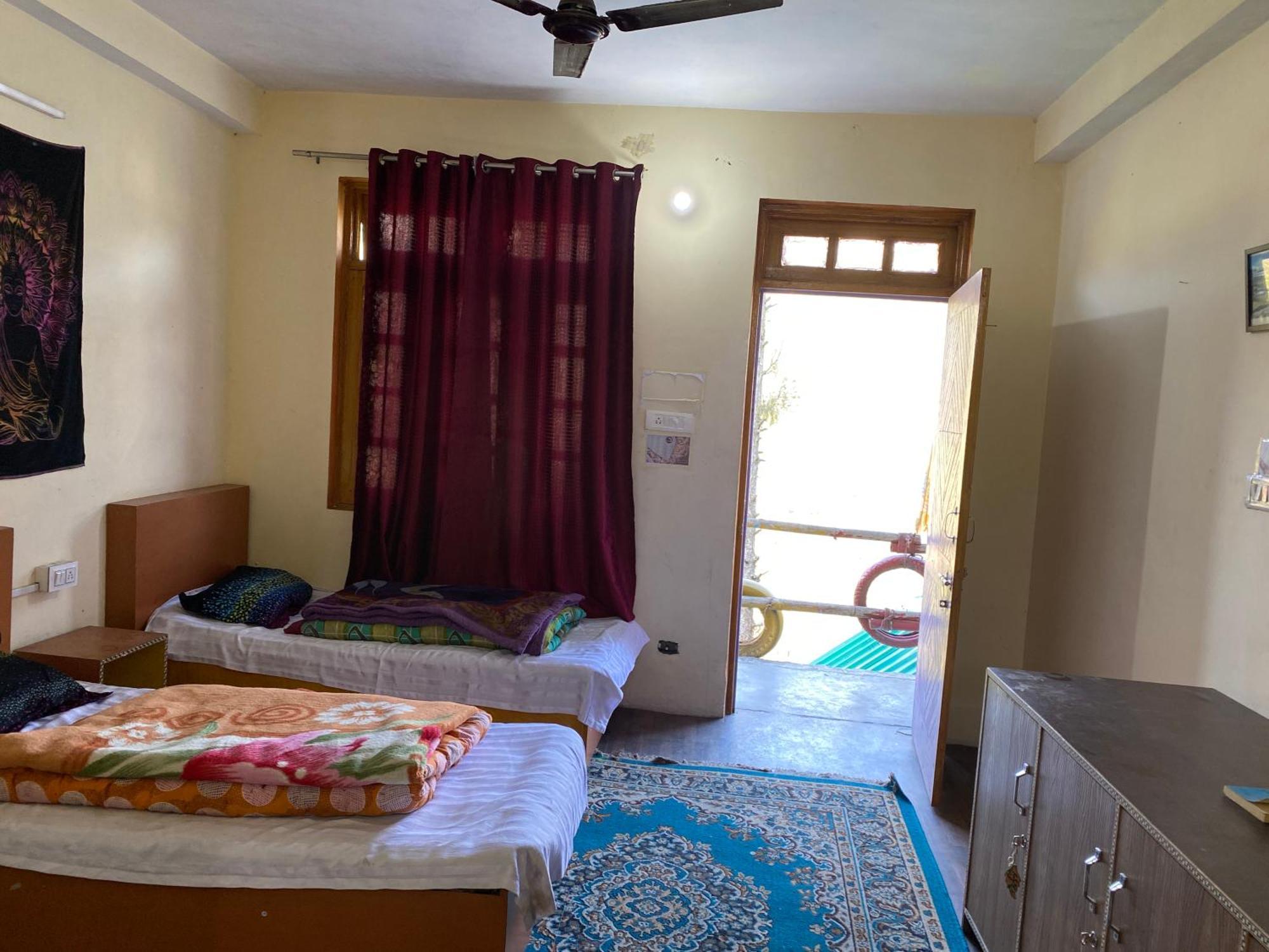 Backpackers Inn X Nomadic Dalhousie Exterior photo